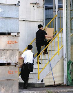 カツオ盗、第３のルートか　県警が焼津の会社など家宅捜索